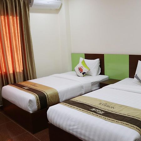 K City Hotel Phnom Penh Zewnętrze zdjęcie