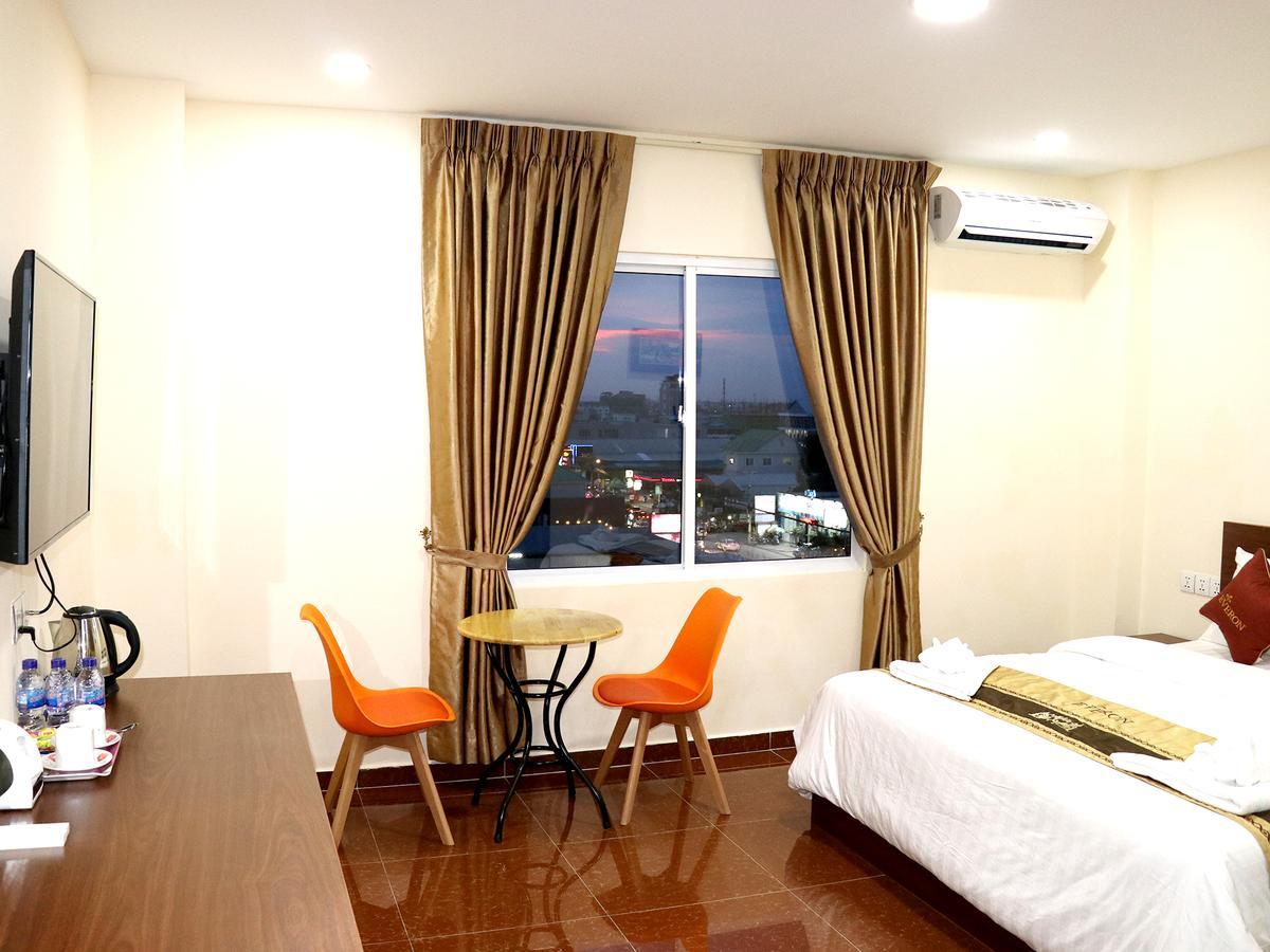 K City Hotel Phnom Penh Zewnętrze zdjęcie